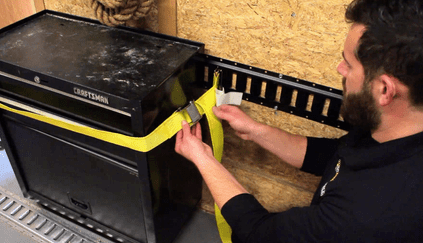 How to Use E-Track Cam Straps